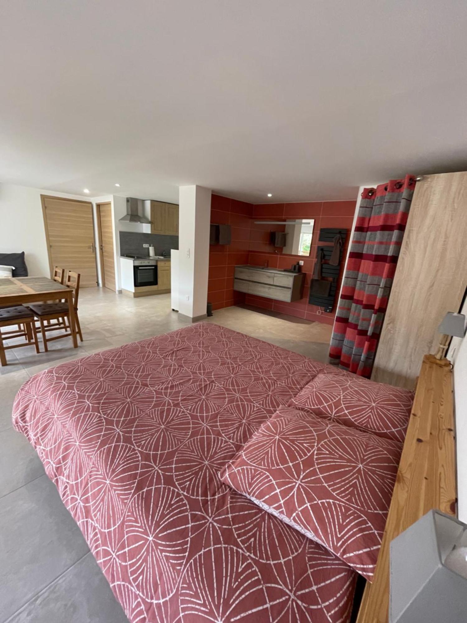 Studio 40M2 Avec Terrasse Le Mas De Lauriane Saintes-Maries-de-la-Mer Zewnętrze zdjęcie